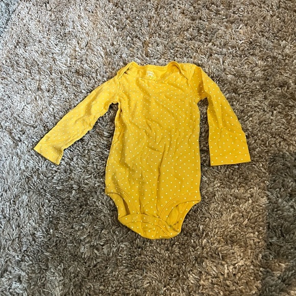 Carter’s mustard and‎ polka dot long sleeve onesie - Picture 1 of 3